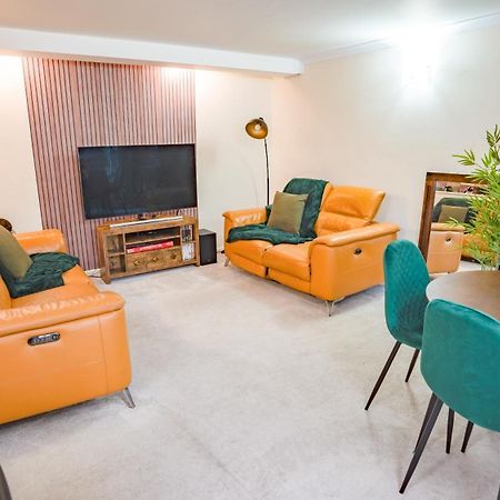 Notting Hill Cozy 2 Bedroom Flat ลอนดอน ภายนอก รูปภาพ